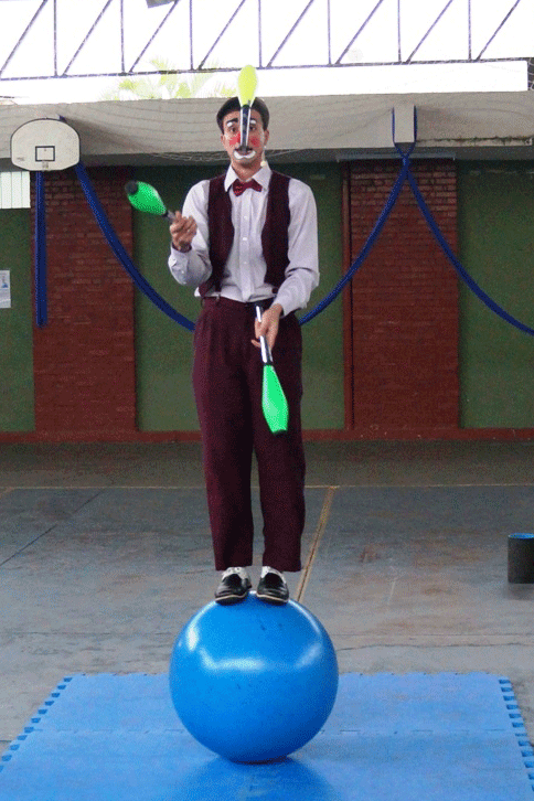 rabiska-e-bilisca-escola-estadual-ary-pimenta-bugelli-itau-de-minas-e-manos-mg-palhacada-alegria-risada-diversao (1)