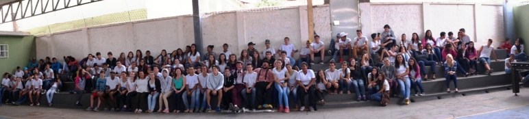 rabiska-e-bilisca-escola-estadual-ary-pimenta-bugelli-itau-de-minas-e-manos-mg-palhacada-alegria-risada-diversao (16)